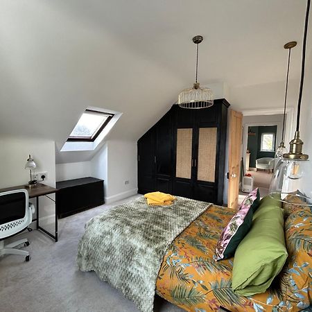 Seaside Rentals Bournemouth - 2Br, Upto 6Ppl, Beach 3 Min Walk, Dogs Ok, Wifi, Park 2 Cars Екстер'єр фото