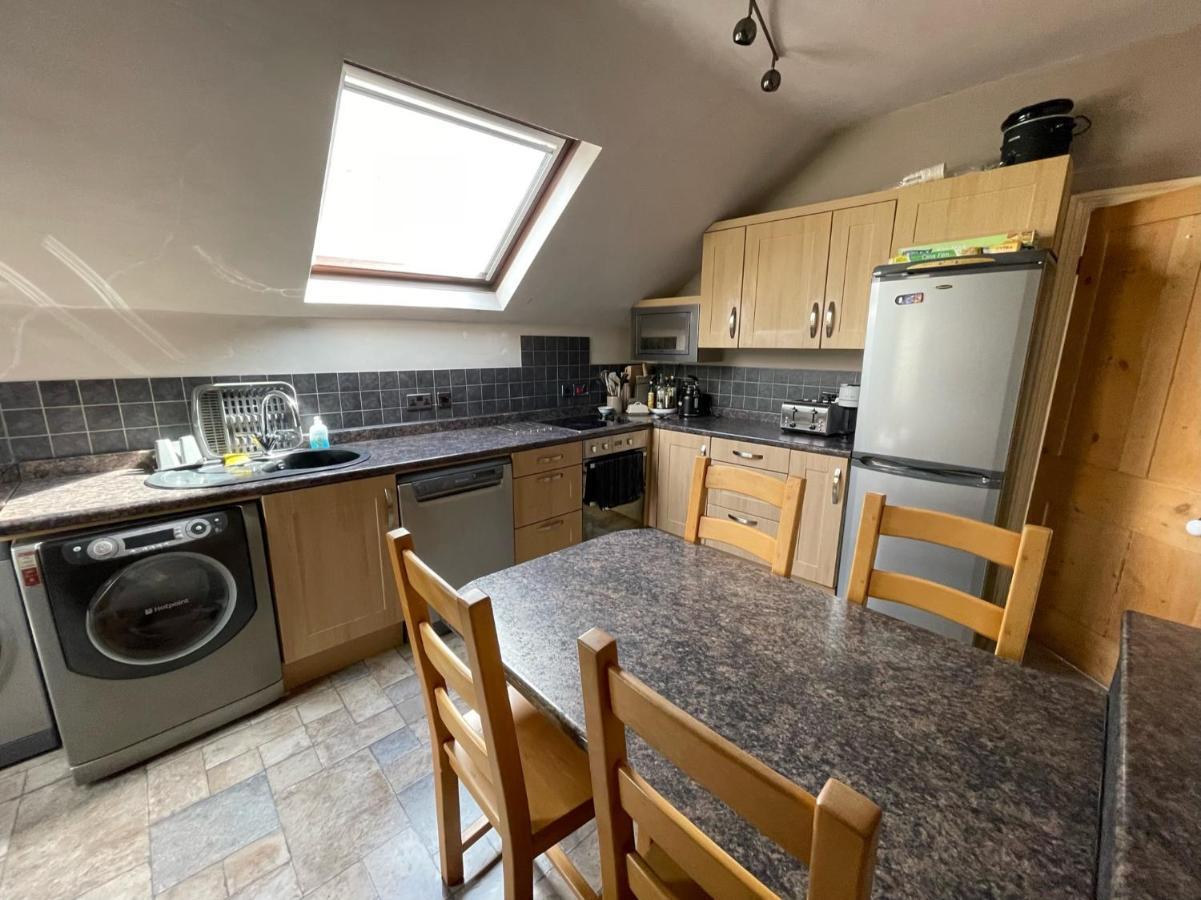 Seaside Rentals Bournemouth - 2Br, Upto 6Ppl, Beach 3 Min Walk, Dogs Ok, Wifi, Park 2 Cars Екстер'єр фото