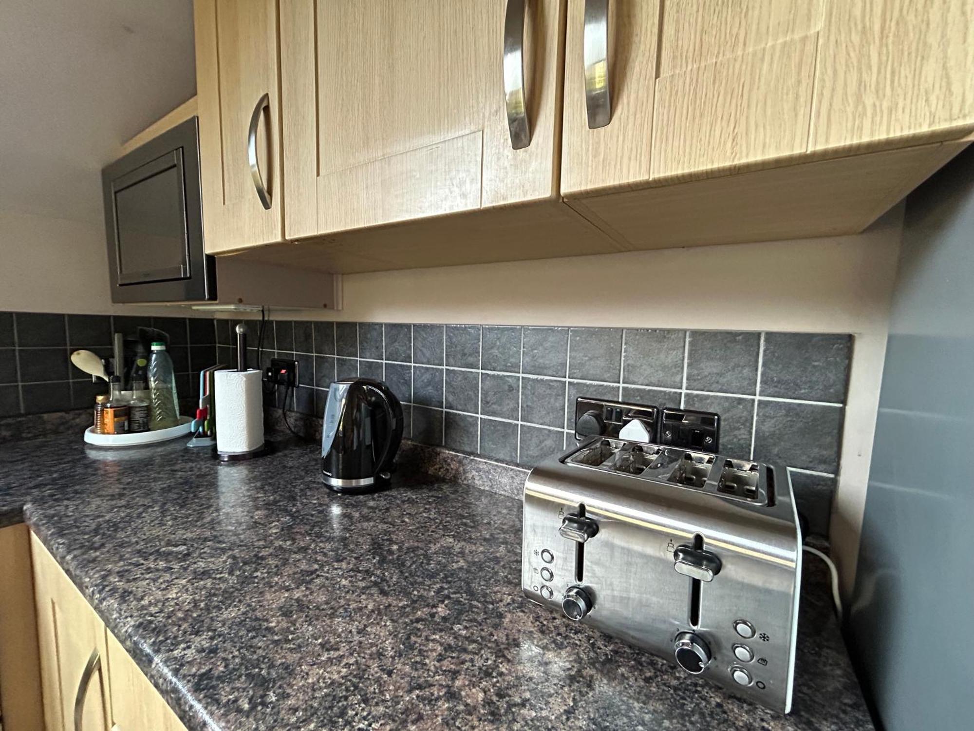 Seaside Rentals Bournemouth - 2Br, Upto 6Ppl, Beach 3 Min Walk, Dogs Ok, Wifi, Park 2 Cars Екстер'єр фото